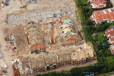 Gdynia z lotu ptaka. Nz. Budowa nowego osiedla w dzielnicy...