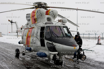 Gdansk, Rebiechowo. Nz. PZL W-3AM Anakonda Strazy Granicznej...