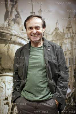 Galeria Baltycka. Spotkanie w EMPIK-u,  z aktorami...