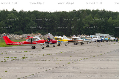Gdynia, Oksywie. Przed godzina 17 na lotnisku 43 Bazy...