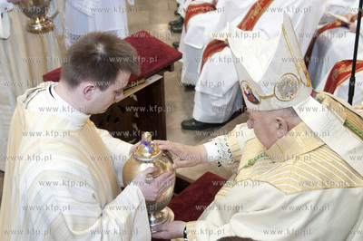 Wielki Czwartek, Msza Krzyzma w katedrze pelplinskiej...