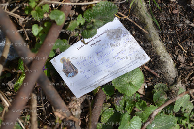 Gdynia. Kradziez skarbony z pieniedzmi z kosciola sw....