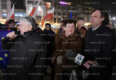 Europejskiej. NZ. Jacek Karnowski Sopot. Plac Przyjaciol...