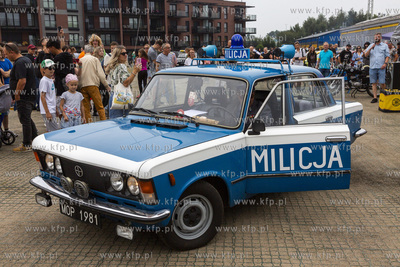 Wakacyjny zlot motoryzacyjny samochodów polskiej produkcji...