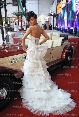 Gdansk. VII Targi Slub i Wesele. Nz modelki w sukniach...