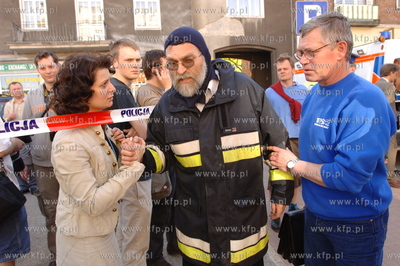 Pozar kosciola nsw. Katarzyny w Gdansku. Nz. kustosz...