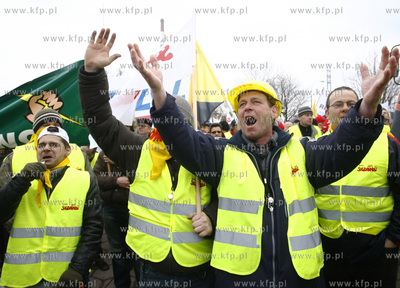 Gdansk. Demonstracja Zwiazkow Zawodowych z Grupy Energa....