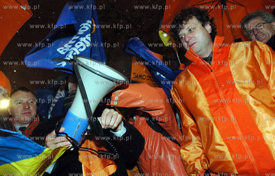 Pod konsulatem Ukrainy, zorganizowano demonstracje...