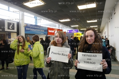 Port lotniczy im. Lecha Walesy w Rebiechowie. Przylot...