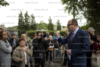 Uciążliwe zapachy w Nowy Pocie - spotkanie Pawła...