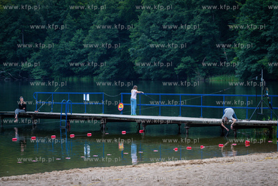 Przywidz, kąpielisko Gminne nad Jeziorem Przywidzkim....