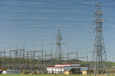 Stacja elektroenergetyczna Zarnowiec nalezaca do Polskich...