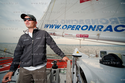 Jacht Operon Racing klasy Eko 60. Kapitan Jachtowy...