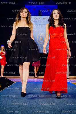 Gminny Dom Kultury w Pierwoszynie. Gala Finalowa Miss...