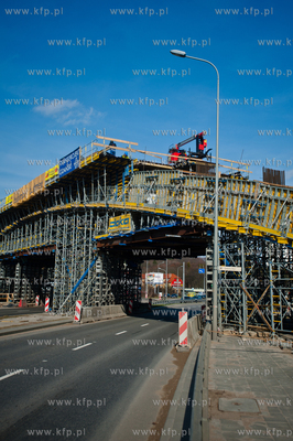 Gdansk. Budowa wiaduktu na ul. Slowackiego, bedacego...