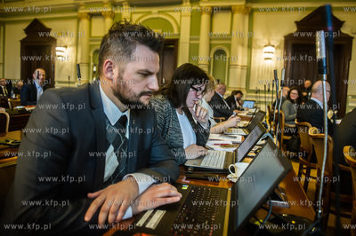 Gdansk. Nowy Ratusz. XXXII Sesja Rady Miasta Gdanska....