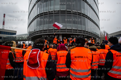 Gdańsk. Protest pracowników Spółki Lotos Kolej,...