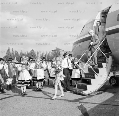 Na lotnisku we Wrzeszczu wyladowal Fokker F28-4000...