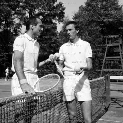 Turniej tenisowy na korcie w Sopocie. ( lata50 )
1959
0005869z
Fot....