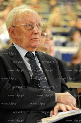 Gdansk. Konferencja W przededniu wielkiej zmiany. Okragly...