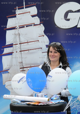 Gdynia reklamuje sie w Warszawie. Festyn w C.H. Zlote...