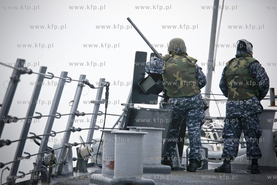 Zatoka Gdanska. Okret Marynarki Wojennej USA, USS RAMAGE...