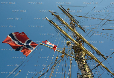 Najstarsza trojmasztowa fregata swiata, norweski S/S...