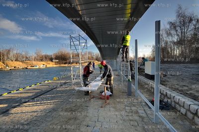 Gdansk, Nowy Port. Budowa przystanku tramwaju wodnego...
