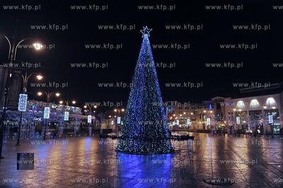 Sopot. Plac Przyjaciol Sopotu. Nz swiateczna iluminacja....