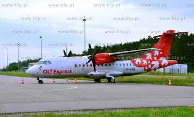 Plyta postojowa Portu Lotniczego im Lecha Walesy Gdansk...