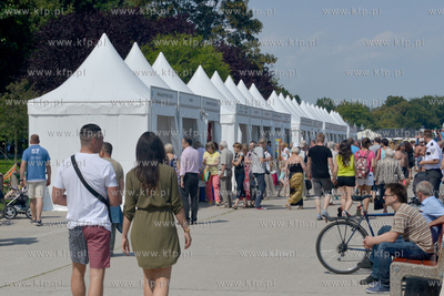 IV. Nadmorski Plener Czytelniczy Gdynia 2015. 55 oficyn...