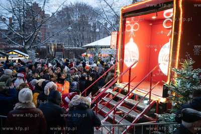 Świateczna cieżarówka Coca-coli na Jarmarku Bożonarodzeniowym...