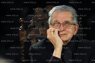 Gdansk, Dwor Artusa. "Debata o wolnosci tworzenia."
odbywajaca...