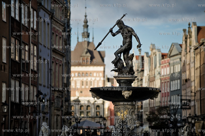 Fontanna Neptuna na gdanskiej starowce. 5.11.2013 fot....
