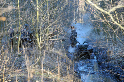 Wandale na quadach dewastuja tereny Otominskego Obszaru...