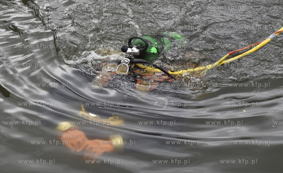 Nowa kładka nad Motławą w Gdańsku kilkanaście...