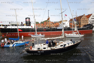 Gdansk. Oficjalne rozpoczecie sezonu zeglarskiego....