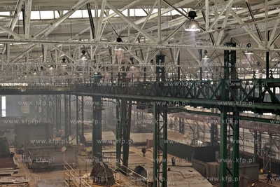 Stocznia Remontowa Nauta S.A. buduje statki w hali...