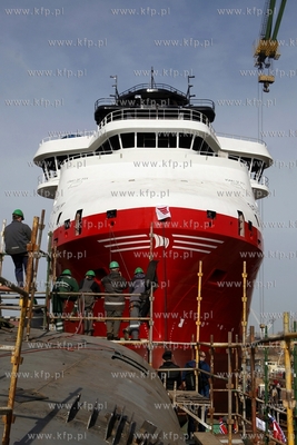 Gdanski oddzial Stoczni Nauta S.A.. Wodowanie kadlubu...