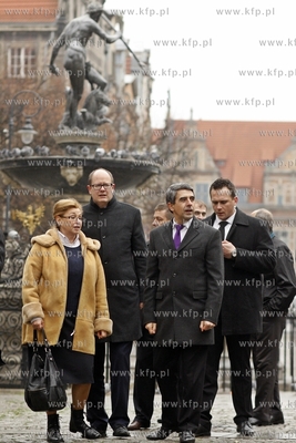 Prezydent Bulgarii Rosen Plewnelijew zlozyl wizyte...