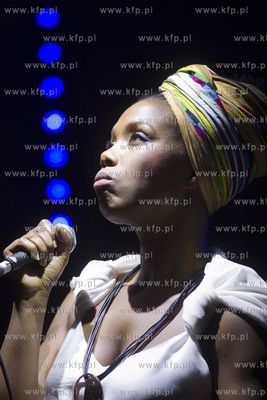 Gdańsk. Klub Parlament. Siesta Festival. Nz. występ...