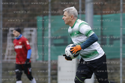 Gdansk. Boisko przy ul. Traugutta.  Sylwestrowy mecz...