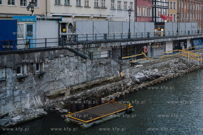 Gdańsk. Remont Długiego Pobrzeża. 08.02.2023 fot....