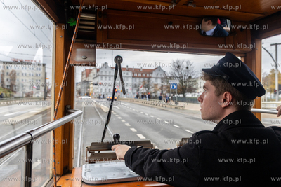 11 listopada na gdańskie tory wyjechał Tramwaj Niepodległości....