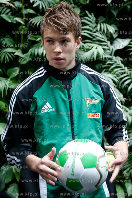 Gdansk. Galeria Przymorze. Prezentacja I druzyny Lechii...