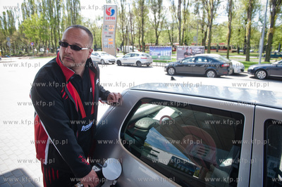 Gdansk. Nowo otwarta stacja benzynowa grupy Lotos....