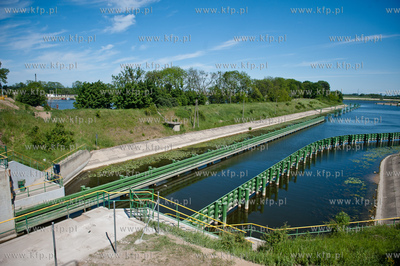 Oddany do uzytku most zwodzony nad Sluza Poludniowa...