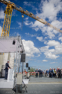 Gdansk. Wrzeszcz. Uroczystosc zawieszenia wiechy na...