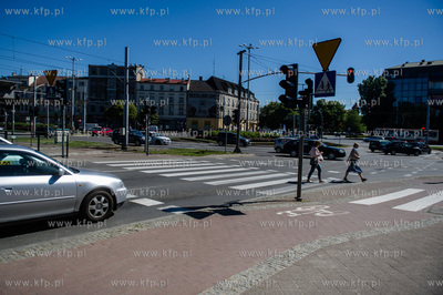 Gdansk. Skrzyzowanie Huciska oraz Walow Jagiellonskich.
02.07.2015
fot....