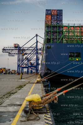 Gdansk. Terminal kontenerowy DCT. Kolejne zawiniecie...